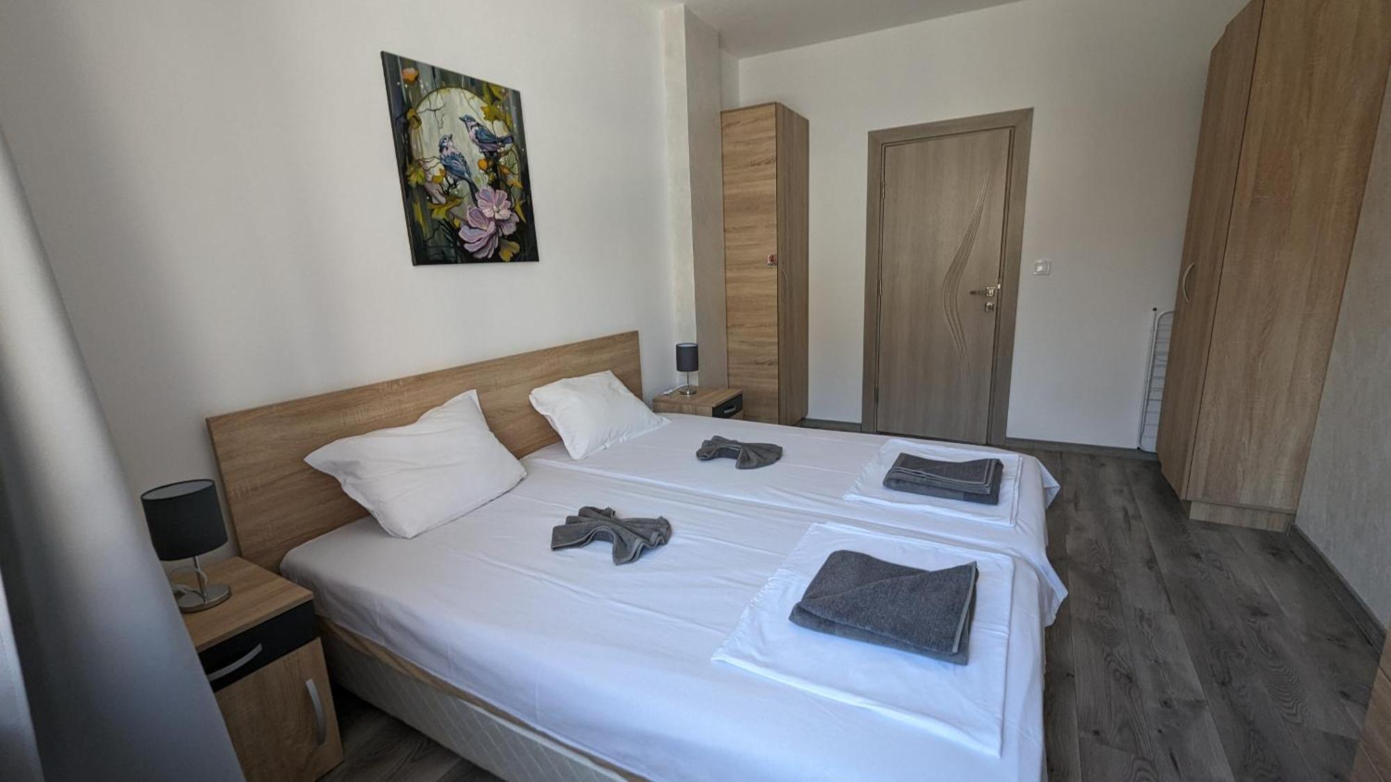 Apartment Deva Baltsjik Buitenkant foto